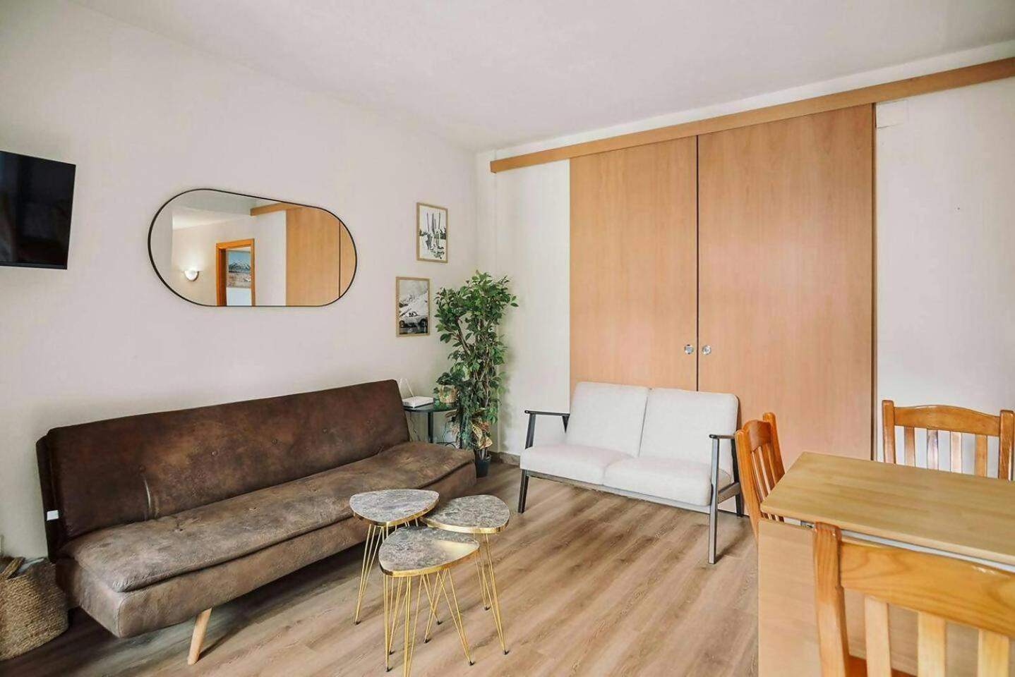 サジェント・デ・ガジェゴLa Casita Del Arbolアパートメント エクステリア 写真